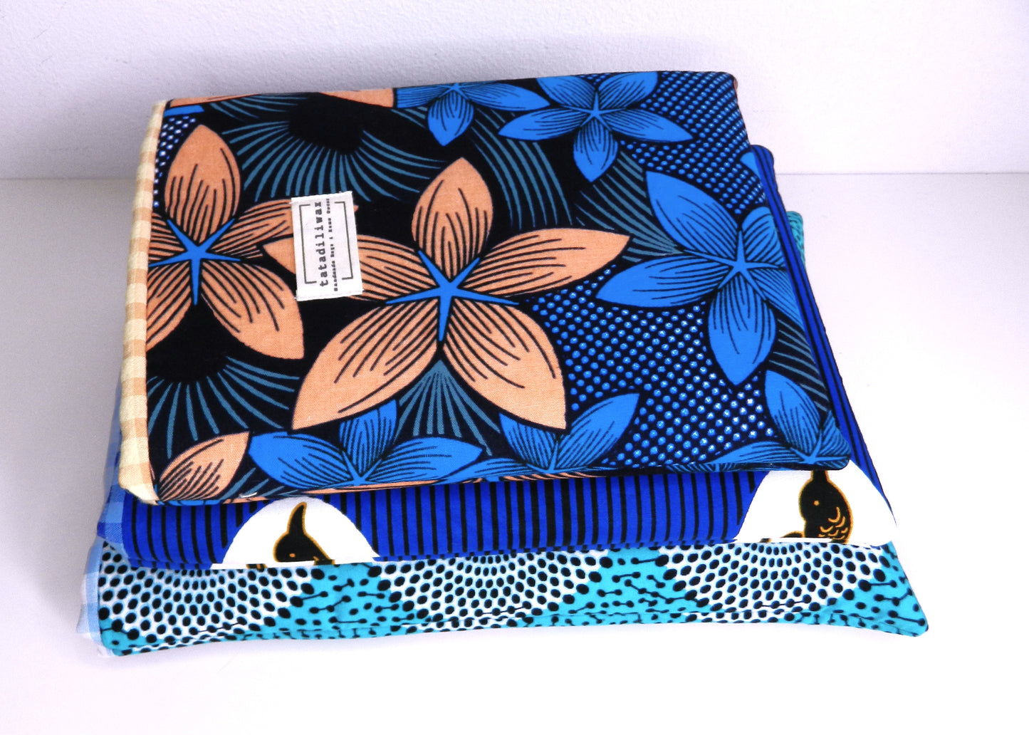 Funda de libro Nina azul flores salmón