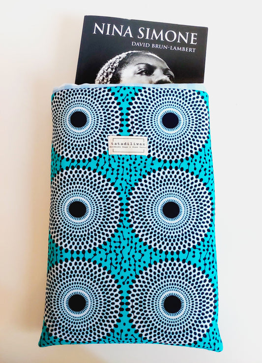 Funda de libro Nina azul con círculos